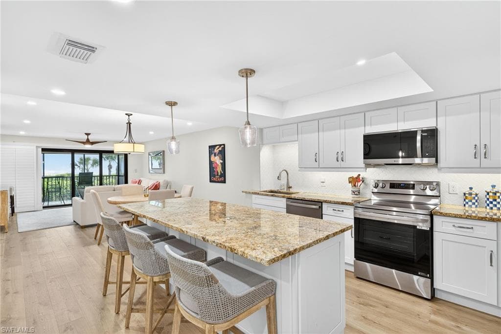 1795 Middle Gulf DR # 103, SANIBEL FL 33957-16