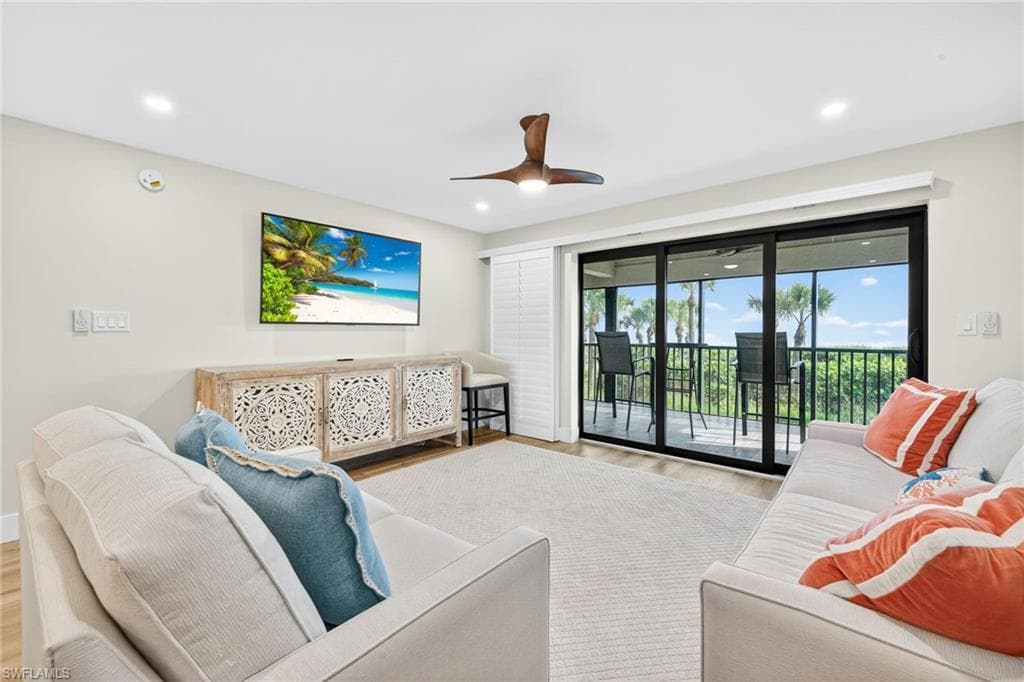 1795 Middle Gulf DR # 103, SANIBEL FL 33957-4