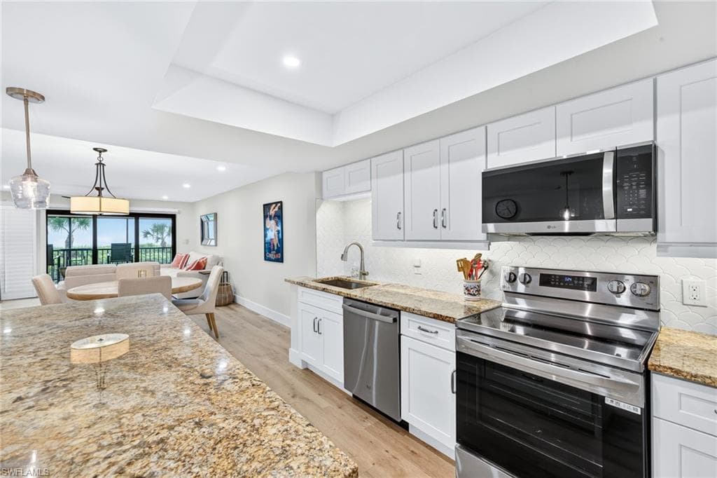 1795 Middle Gulf DR # 103, SANIBEL FL 33957-17