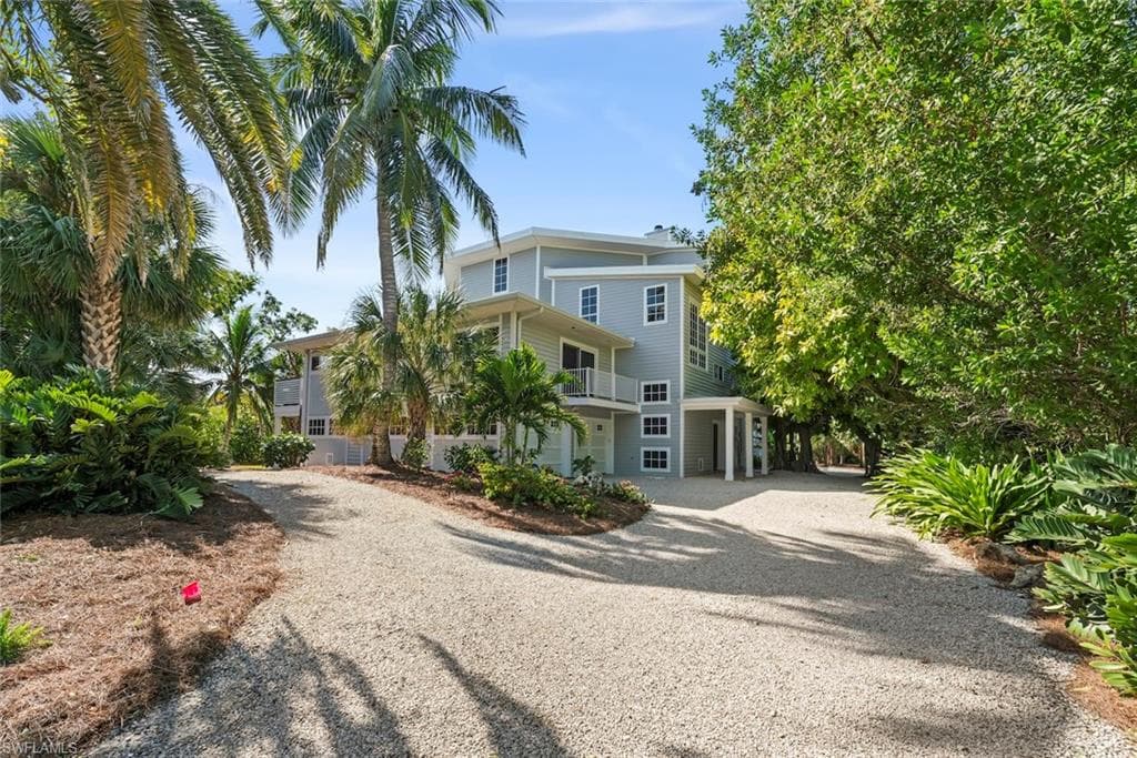 2451 Blind Pass CT, SANIBEL FL 33957-1