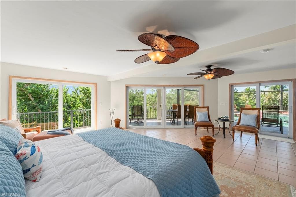2451 Blind Pass CT, SANIBEL FL 33957-25