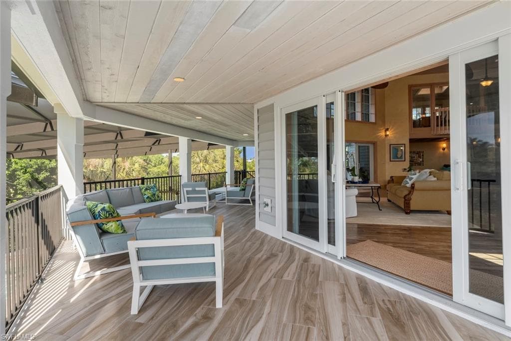 2451 Blind Pass CT, SANIBEL FL 33957-10