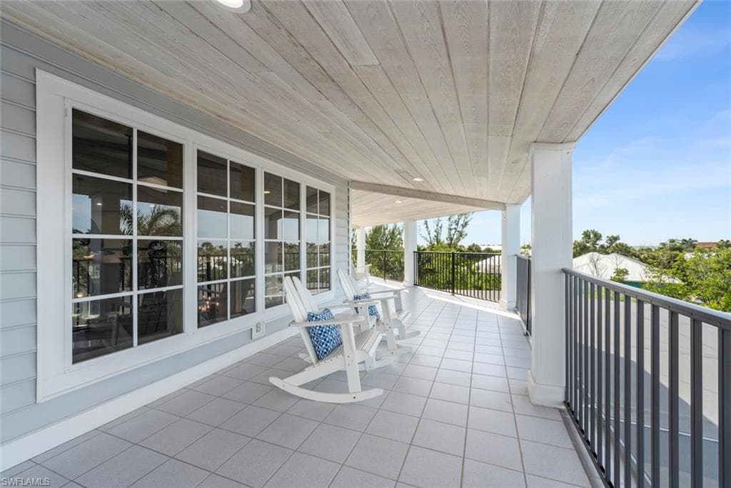 2451 Blind Pass CT, SANIBEL FL 33957-43