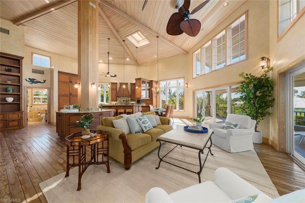 2451 Blind Pass CT, SANIBEL FL 33957-7