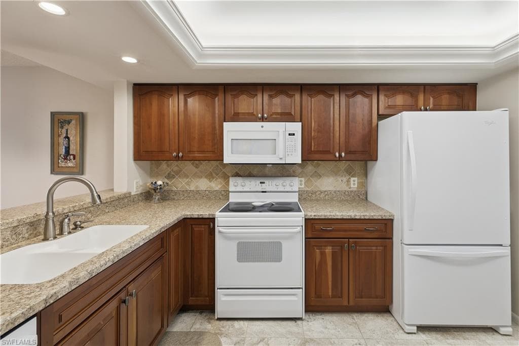 25804 Cockleshell DR # 112, BONITA SPRINGS FL 34135-8