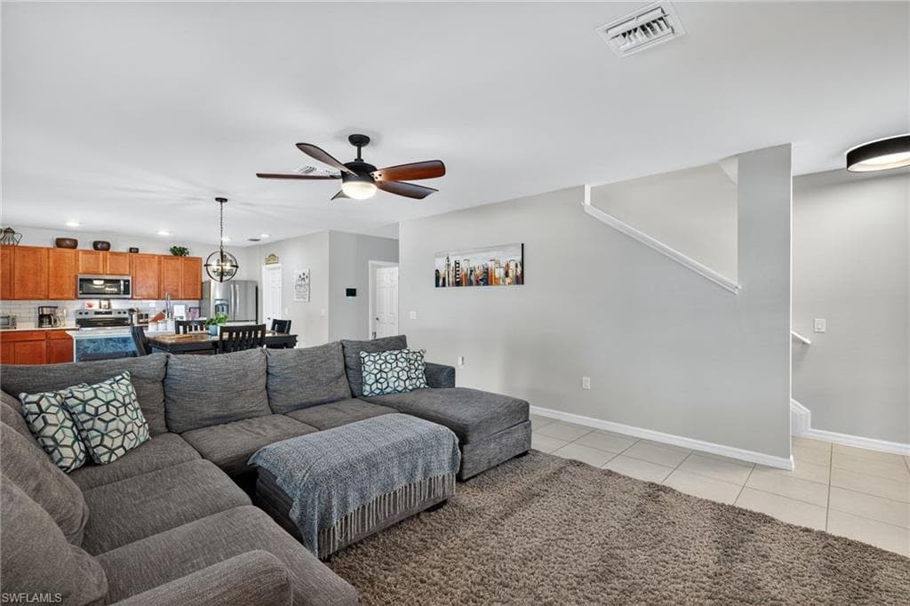 3453 Cancun CT, CAPE CORAL FL 33909-13