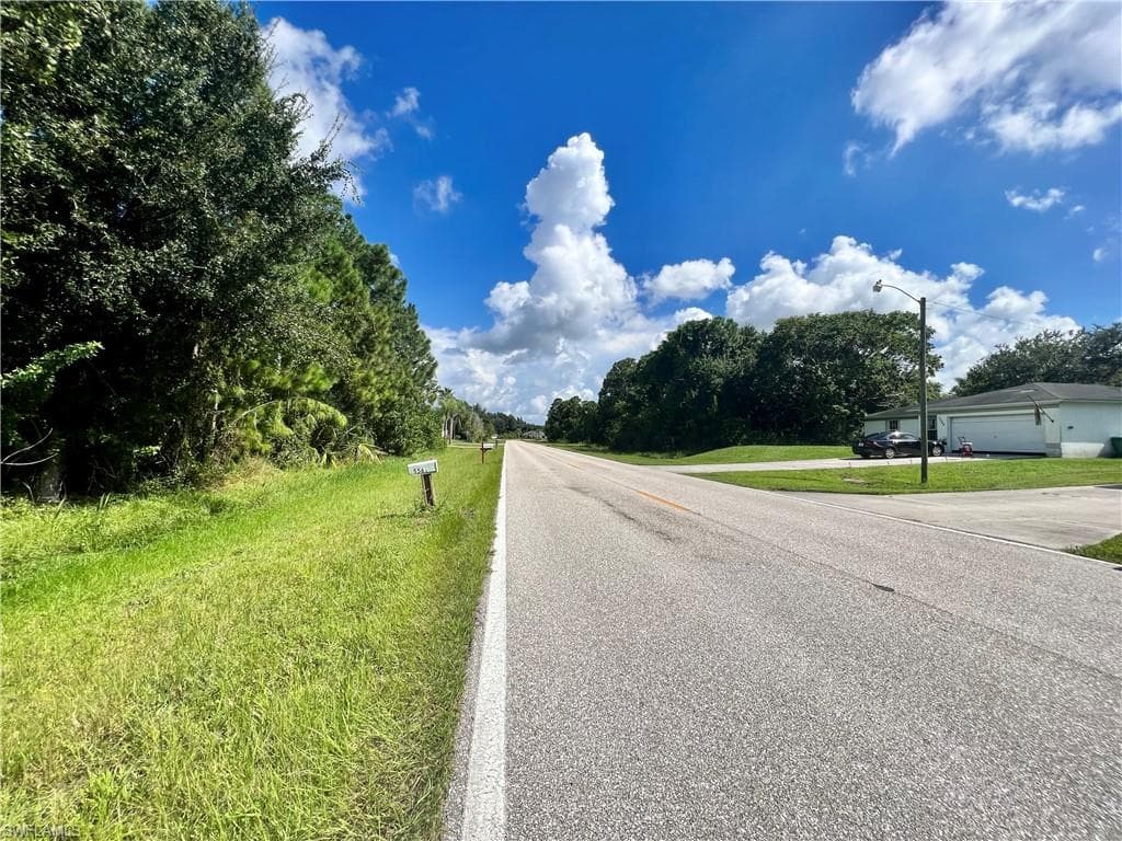 5552 Gillot BLVD, PORT CHARLOTTE FL 33981-2