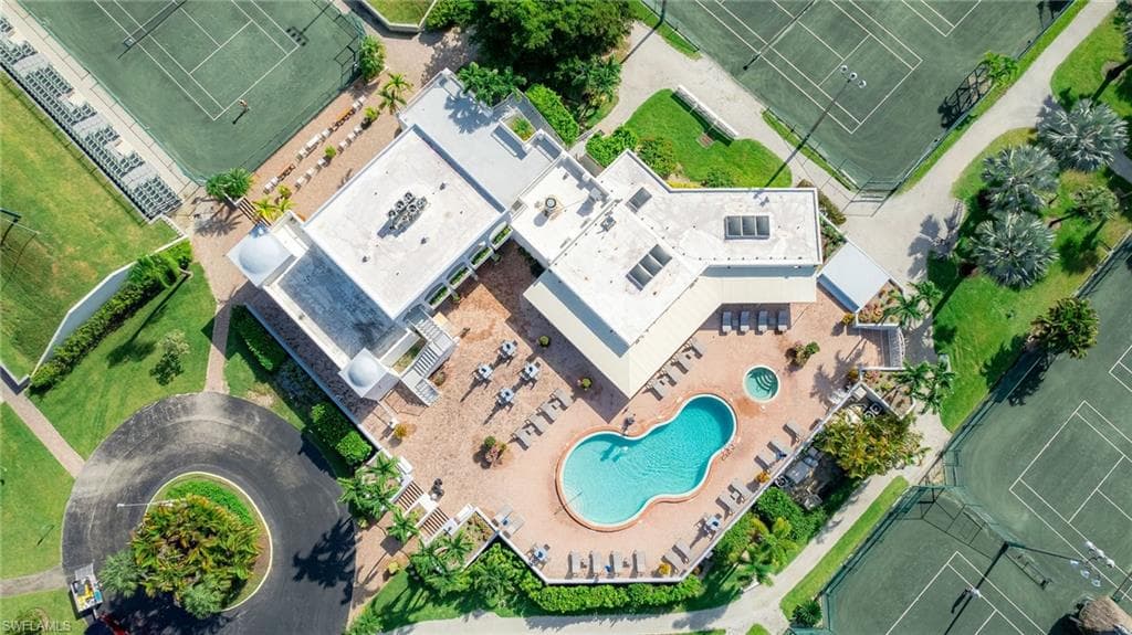 3320 Olympic DR # 126, NAPLES FL 34105-24