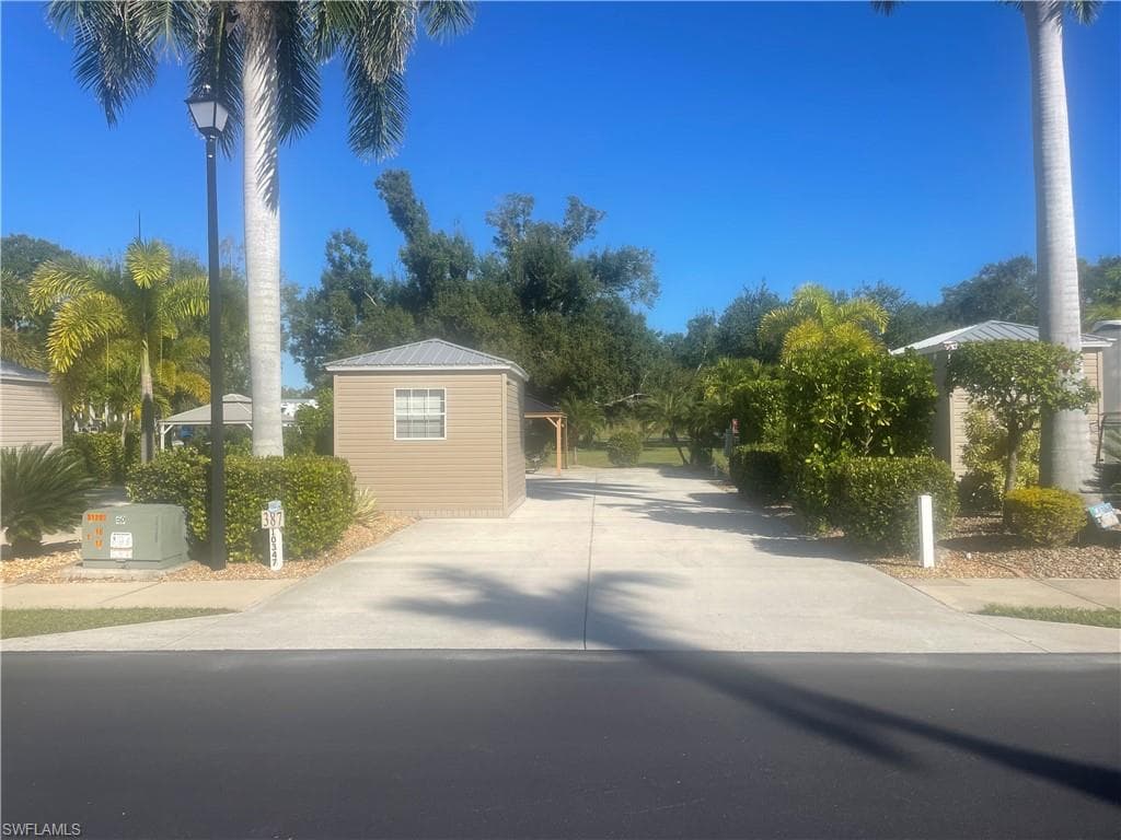 10347 Prairie Iris TRL, FORT MYERS FL 33905-44