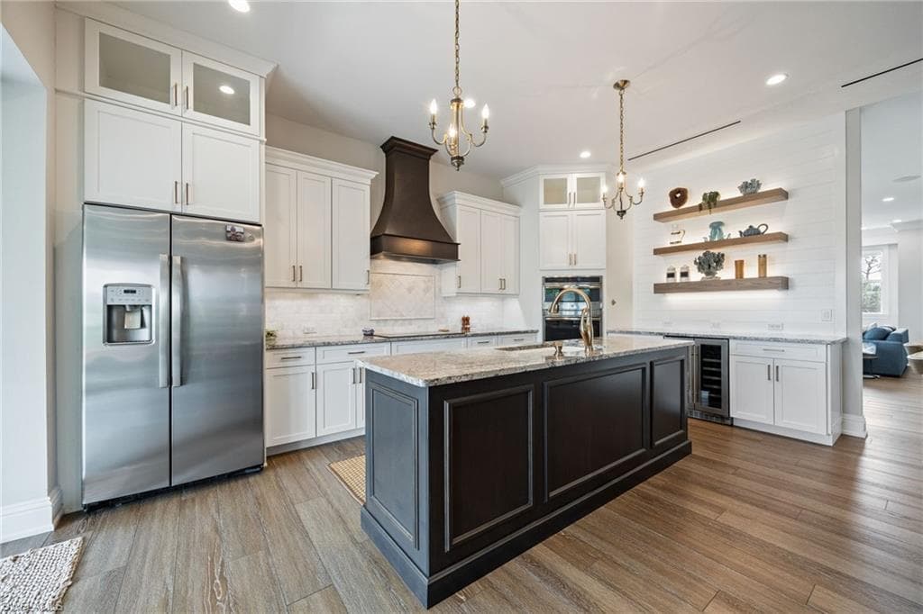 6521 Jacobs DR, FORT MYERS FL 33908-5