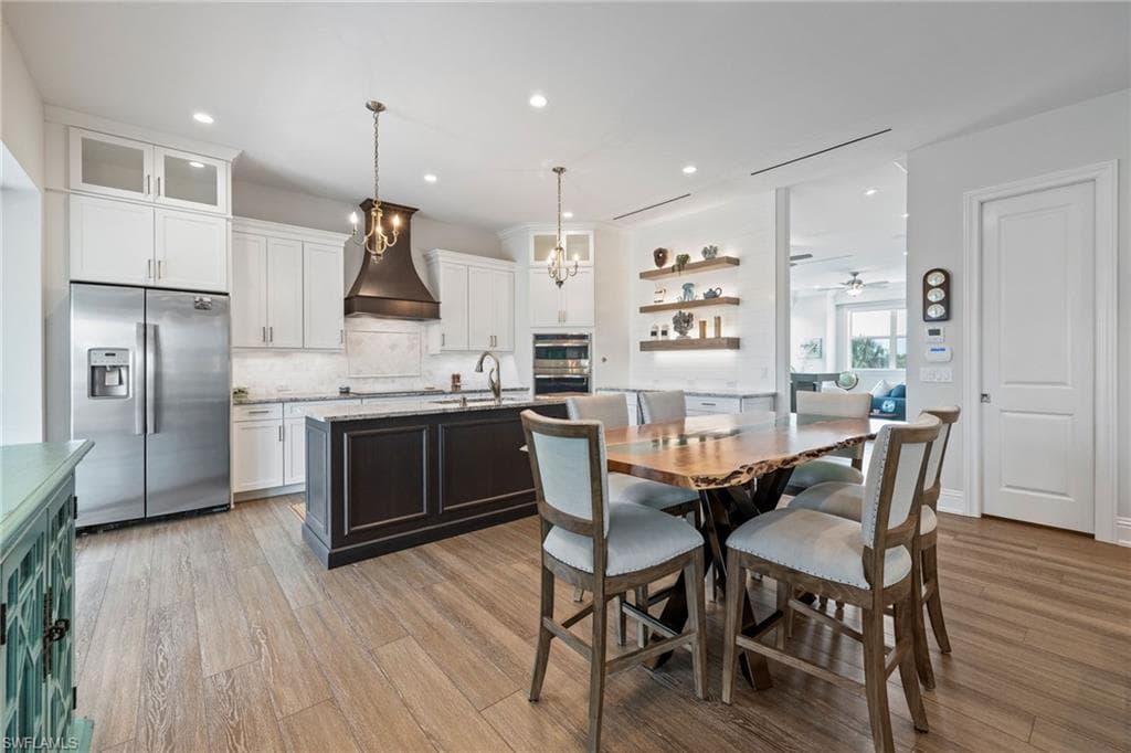 6521 Jacobs DR, FORT MYERS FL 33908-11