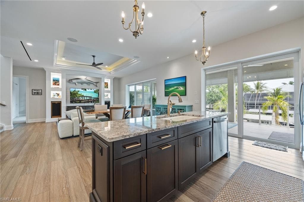 6521 Jacobs DR, FORT MYERS FL 33908-13