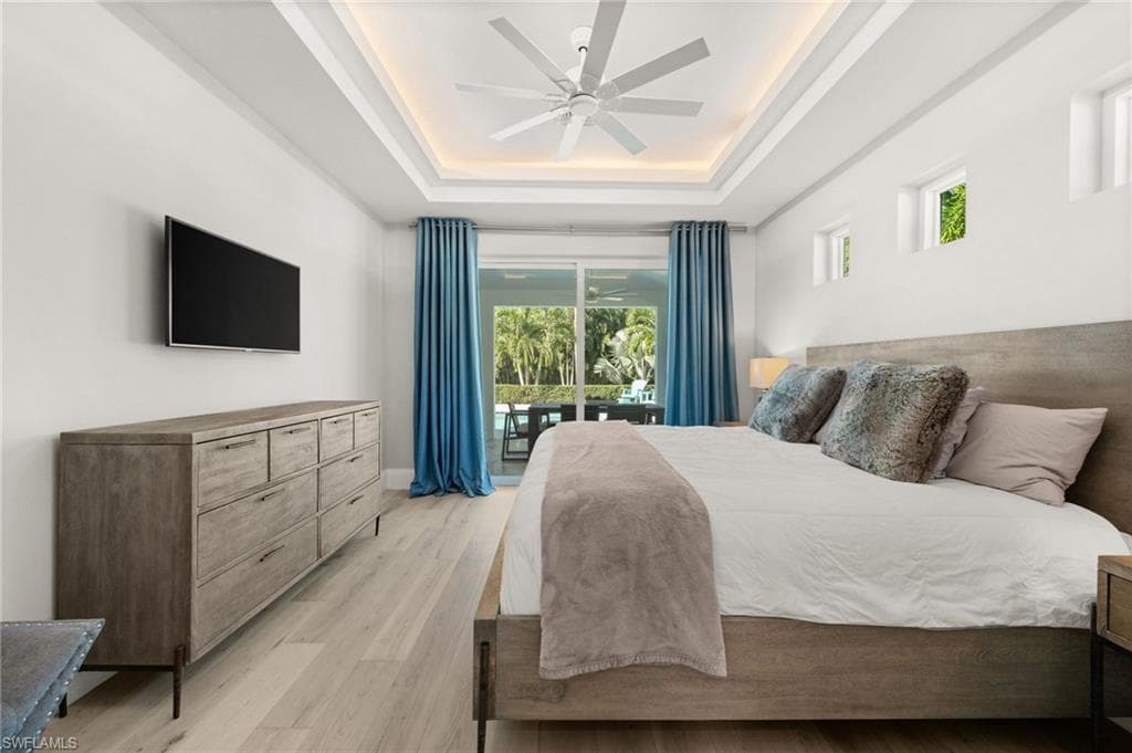 1963 Bethany PL, NAPLES FL 34109-16