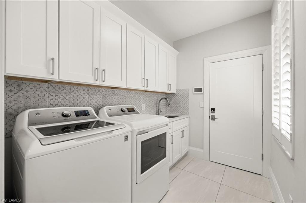 1963 Bethany PL, NAPLES FL 34109-28