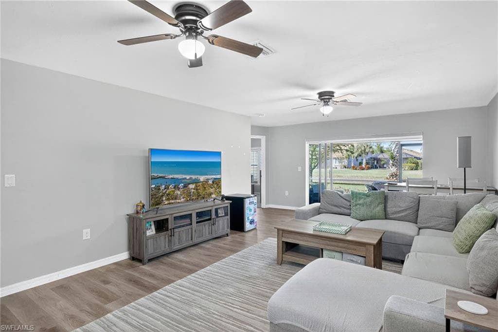 10970 Glenhurst ST, FORT MYERS FL 33913-6