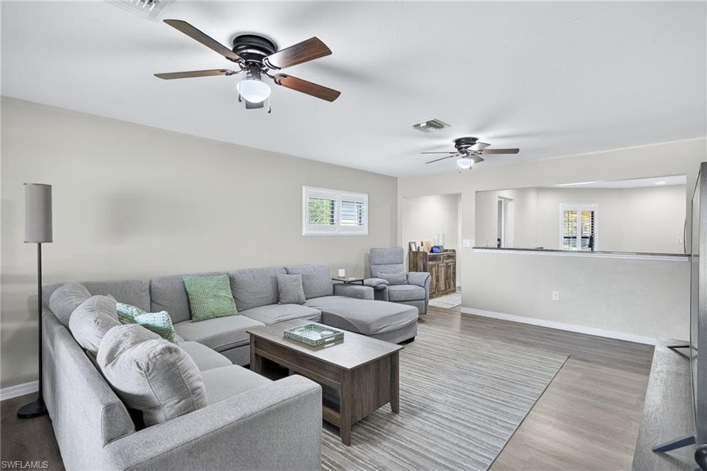 10970 Glenhurst ST, FORT MYERS FL 33913-7