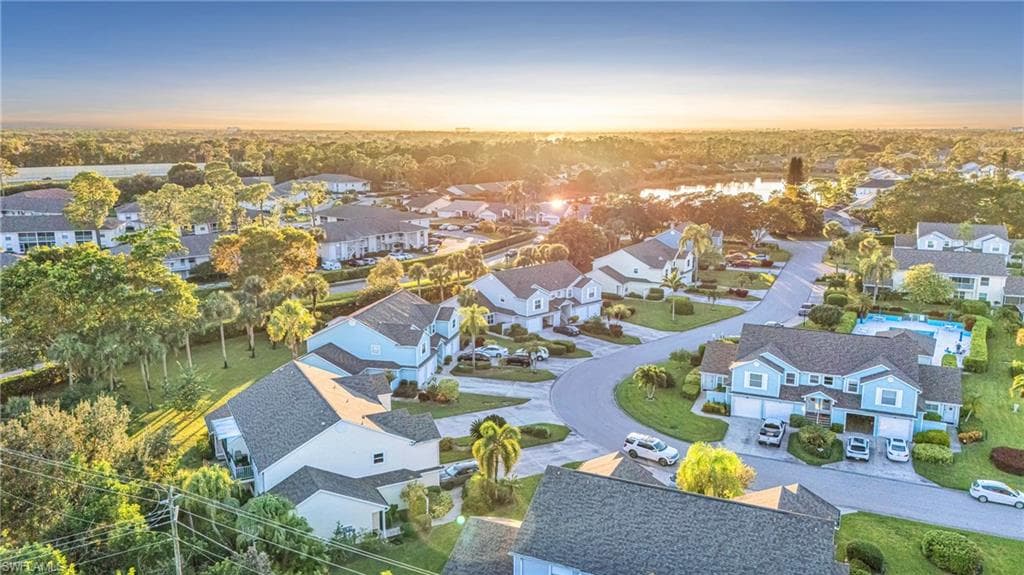 1526 Trafalgar LN # B, NAPLES FL 34116-32