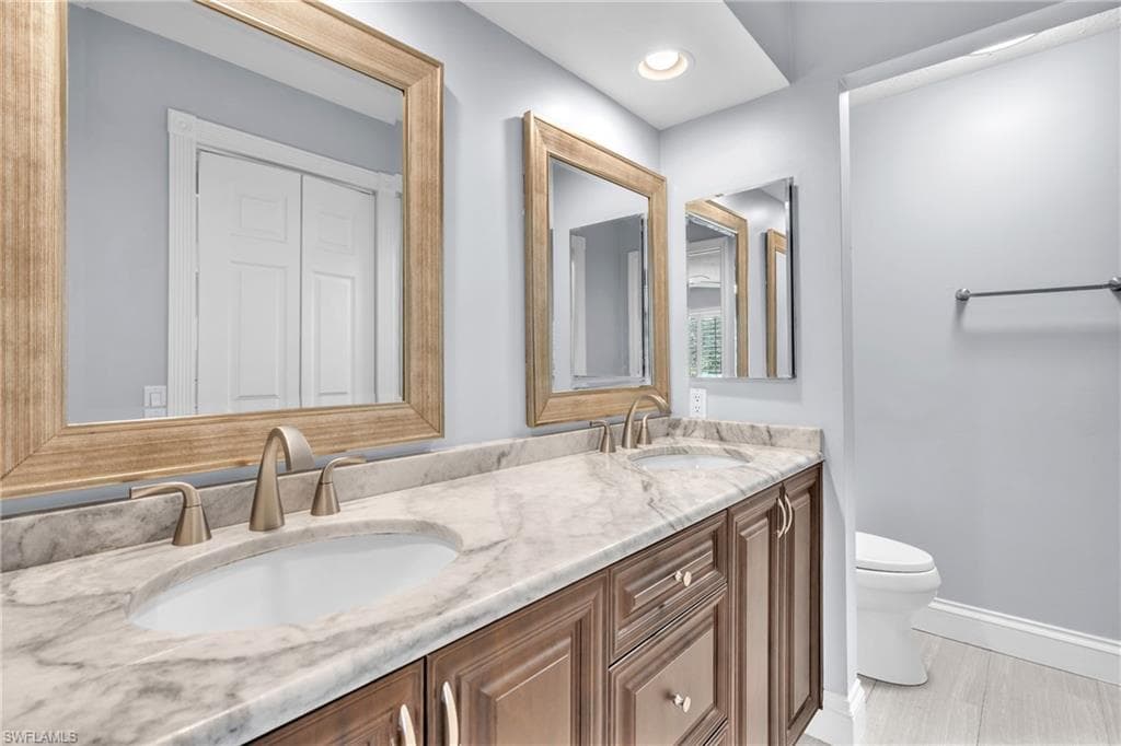 1526 Trafalgar LN # B, NAPLES FL 34116-17