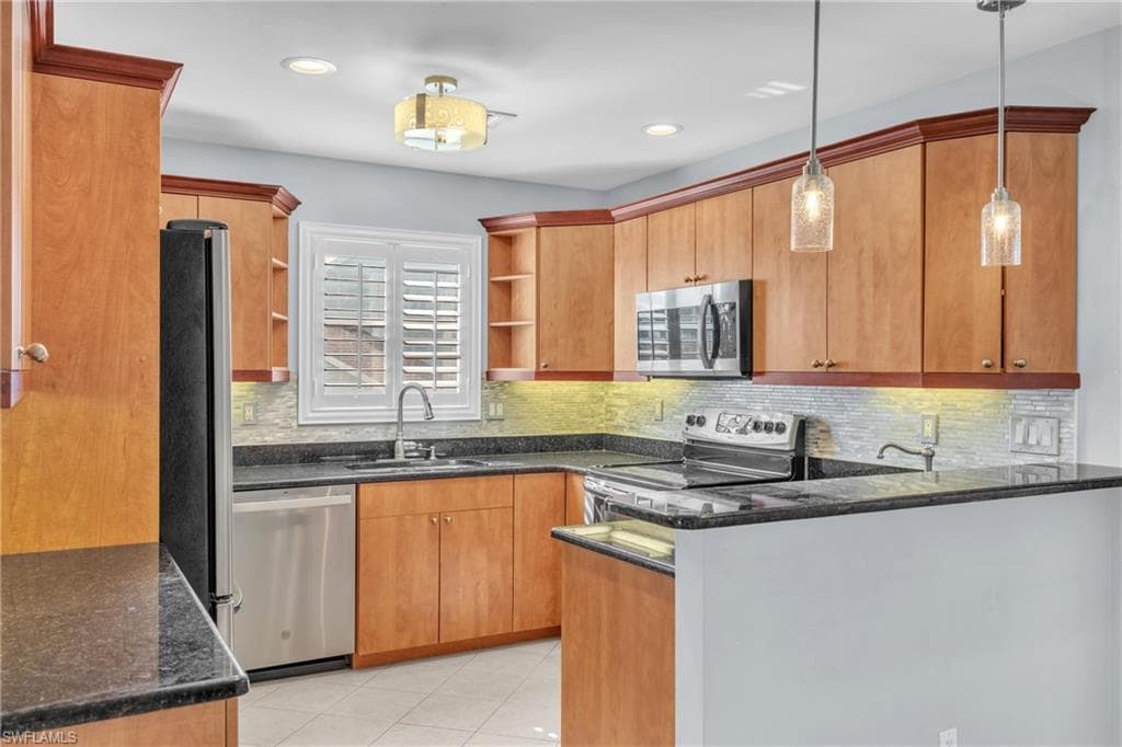 1526 Trafalgar LN # B, NAPLES FL 34116-18