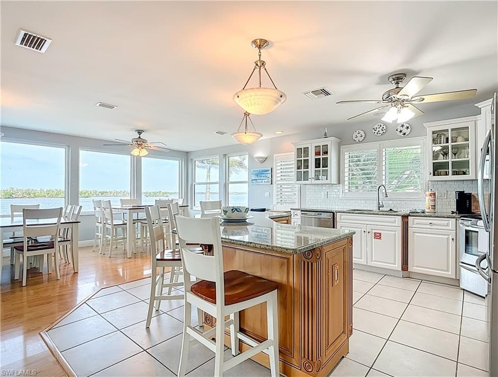383 Seminole WAY, FORT MYERS BEACH FL 33931-9