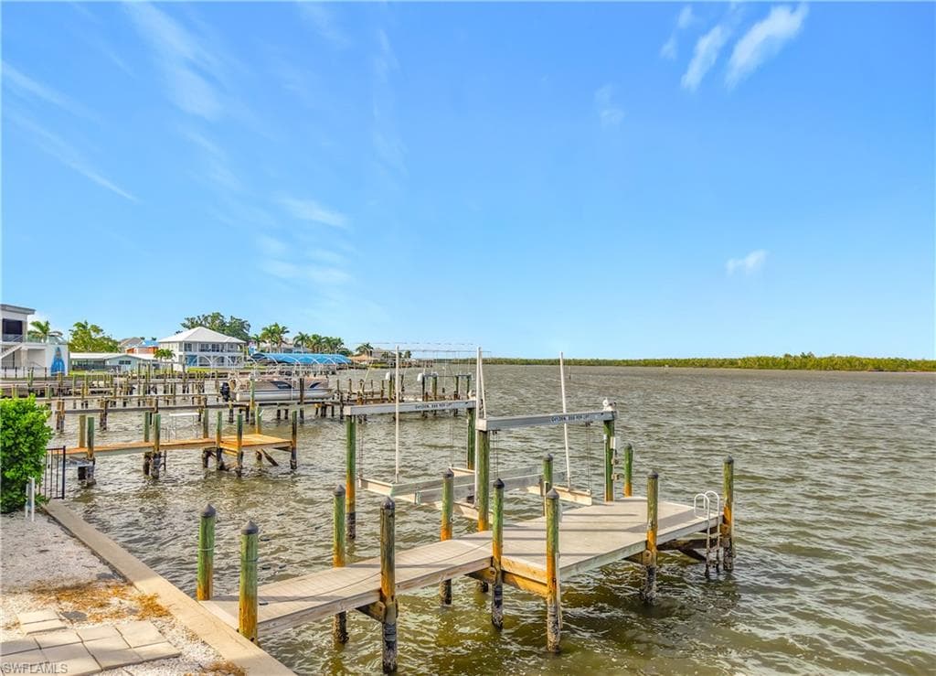 383 Seminole WAY, FORT MYERS BEACH FL 33931-39