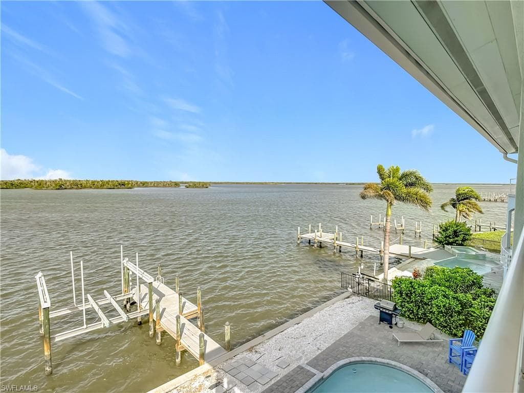 383 Seminole WAY, FORT MYERS BEACH FL 33931-28