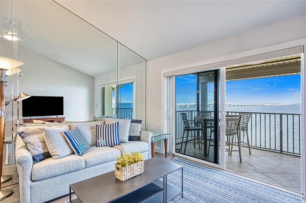 760 Sextant DR # 1083, SANIBEL FL 33957-10