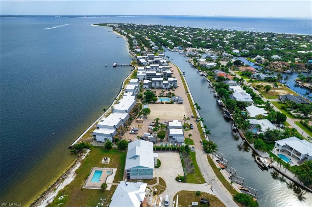 760 Sextant DR # 1083, SANIBEL FL 33957-30