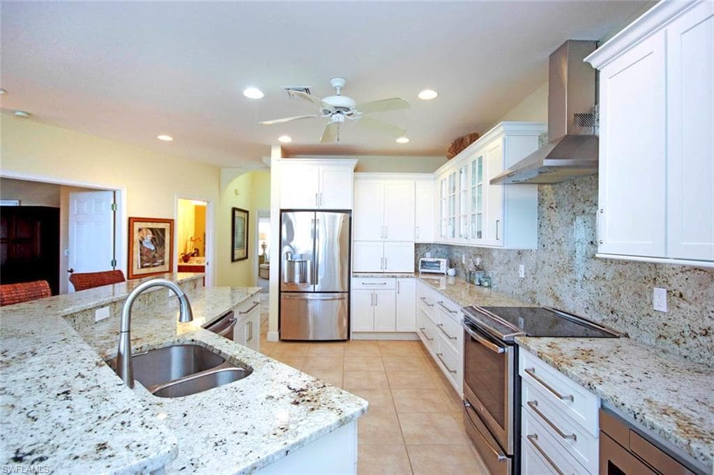 5425 Shearwater DR, SANIBEL FL 33957-6