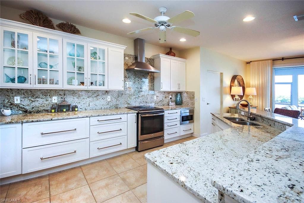 5425 Shearwater DR, SANIBEL FL 33957-2