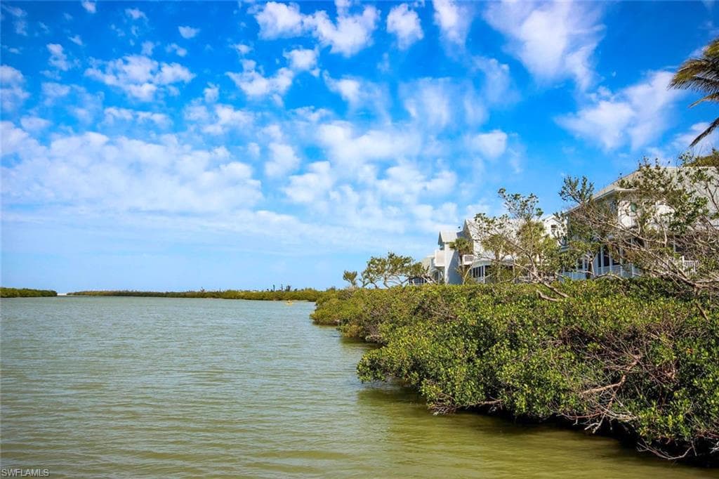 5425 Shearwater DR, SANIBEL FL 33957-18