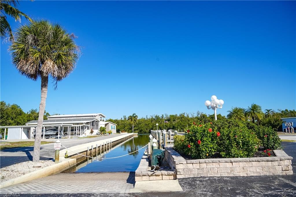 777 Walkerbilt  (Lot 29) RD, NAPLES FL 34110-4