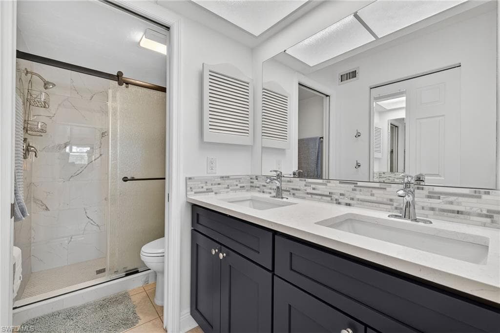 10022 Oxfordshire LN # 104, FORT MYERS FL 33908-15