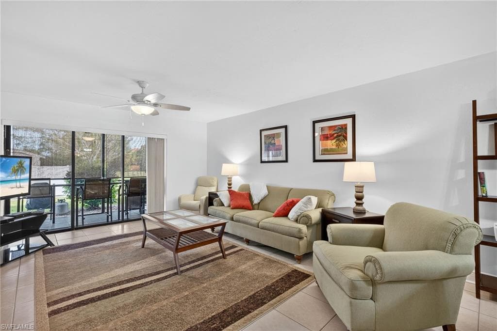 10022 Oxfordshire LN # 104, FORT MYERS FL 33908-2