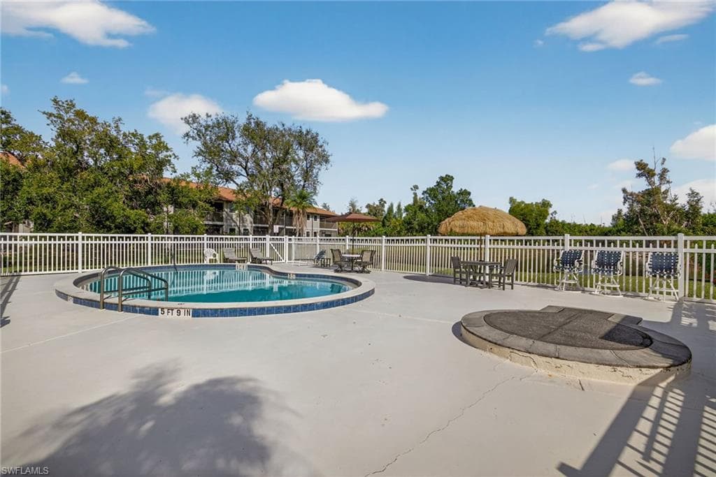 10022 Oxfordshire LN # 104, FORT MYERS FL 33908-24