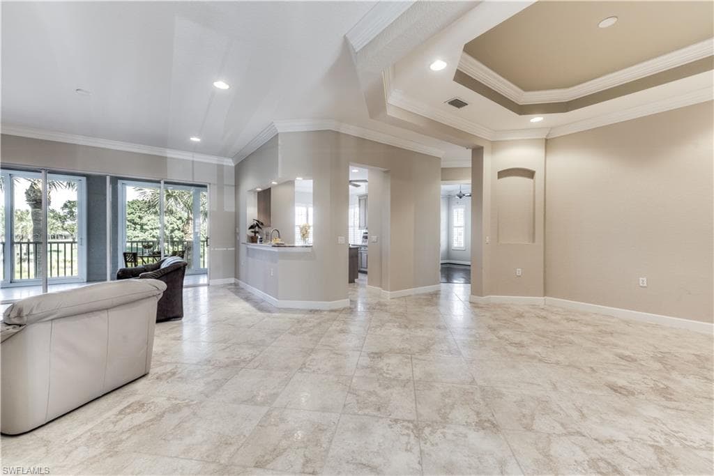 10352 Autumn Breeze DR # 202, ESTERO FL 34135-8