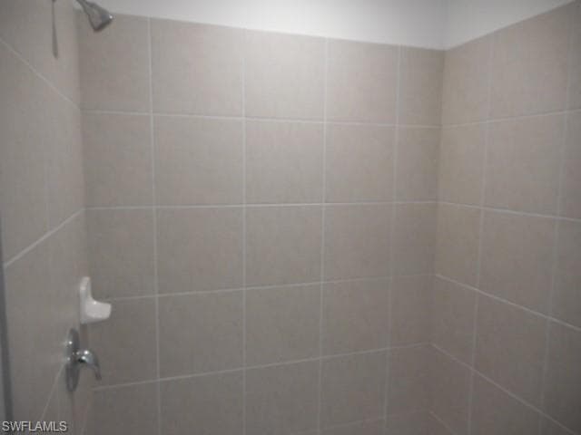 19504 Fairhill CT, LEHIGH ACRES FL 33974-18