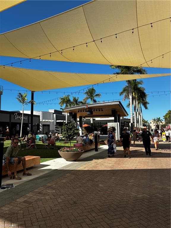 913 Carrick Bend CIR # 202, NAPLES FL 34110-41