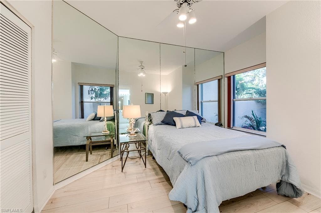 419 Emerald Bay CIR # B6, NAPLES FL 34110-21