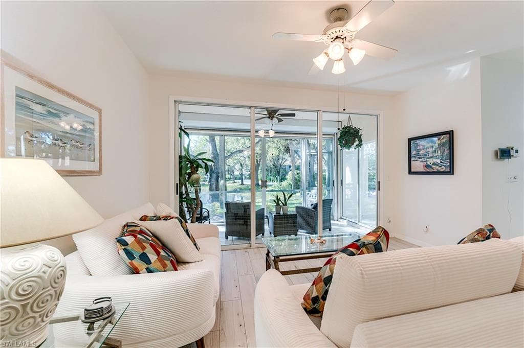 419 Emerald Bay CIR # B6, NAPLES FL 34110-7