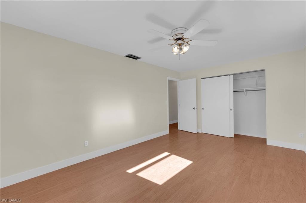 1366 Sunrise DR, NORTH FORT MYERS FL 33917-22