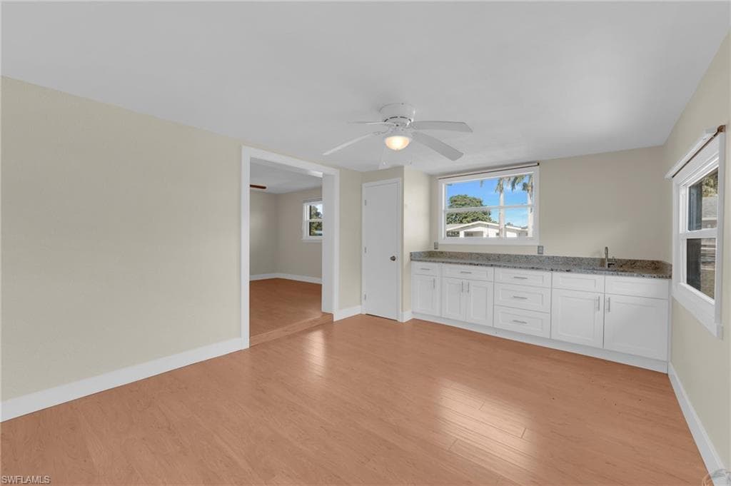 1366 Sunrise DR, NORTH FORT MYERS FL 33917-31