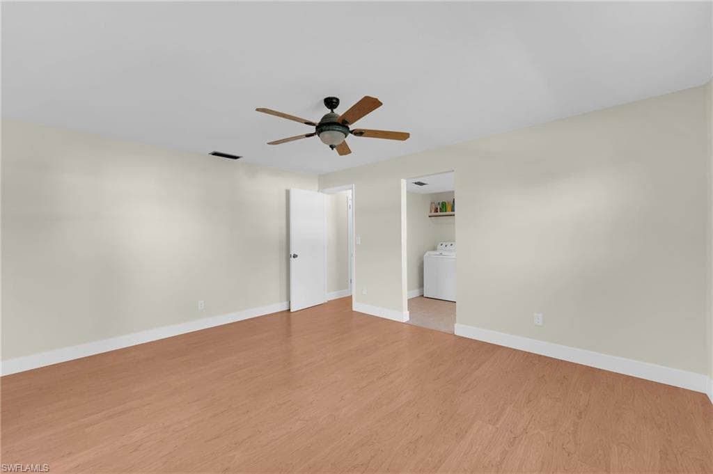 1366 Sunrise DR, NORTH FORT MYERS FL 33917-29