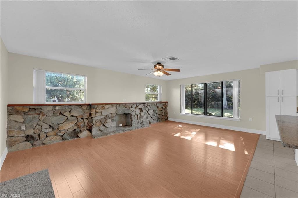1366 Sunrise DR, NORTH FORT MYERS FL 33917-13