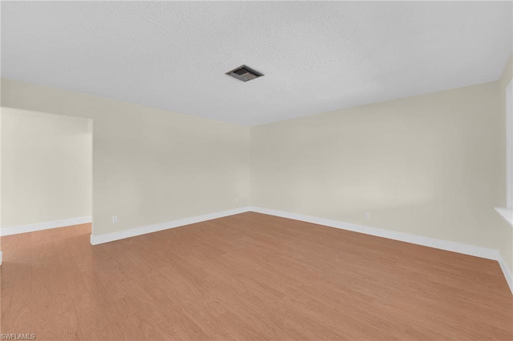 1366 Sunrise DR, NORTH FORT MYERS FL 33917-20