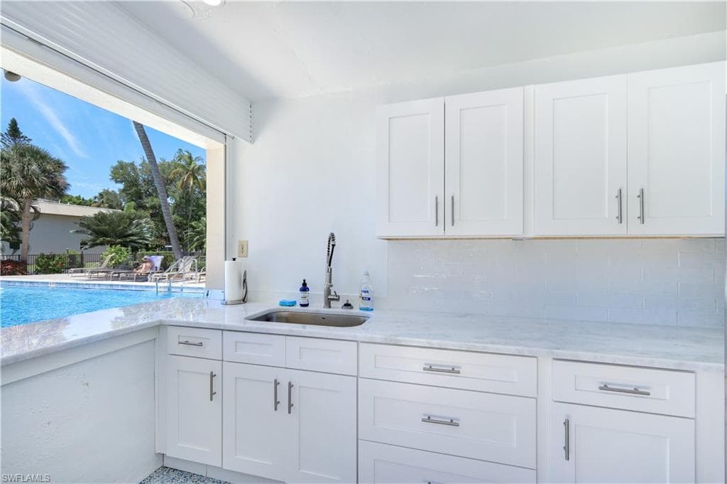 1549 Sandpiper ST # 42, NAPLES FL 34102-12