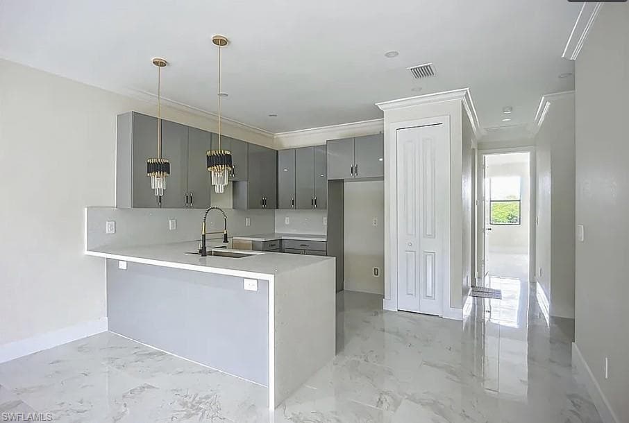 316 Poplar ST, LEHIGH ACRES FL 33974-5