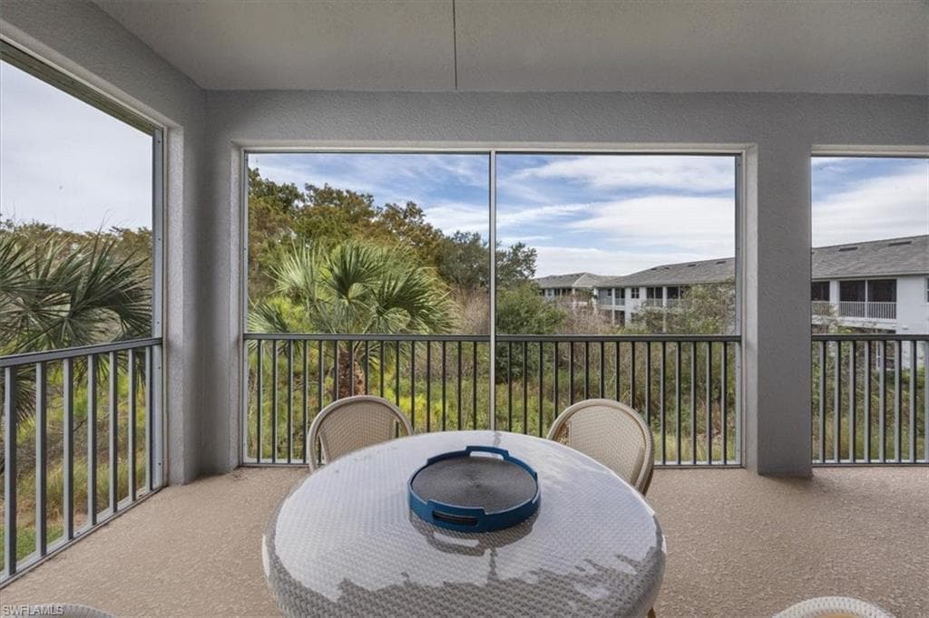 2560 Seychelles DR # 1005, NAPLES FL 34112-22