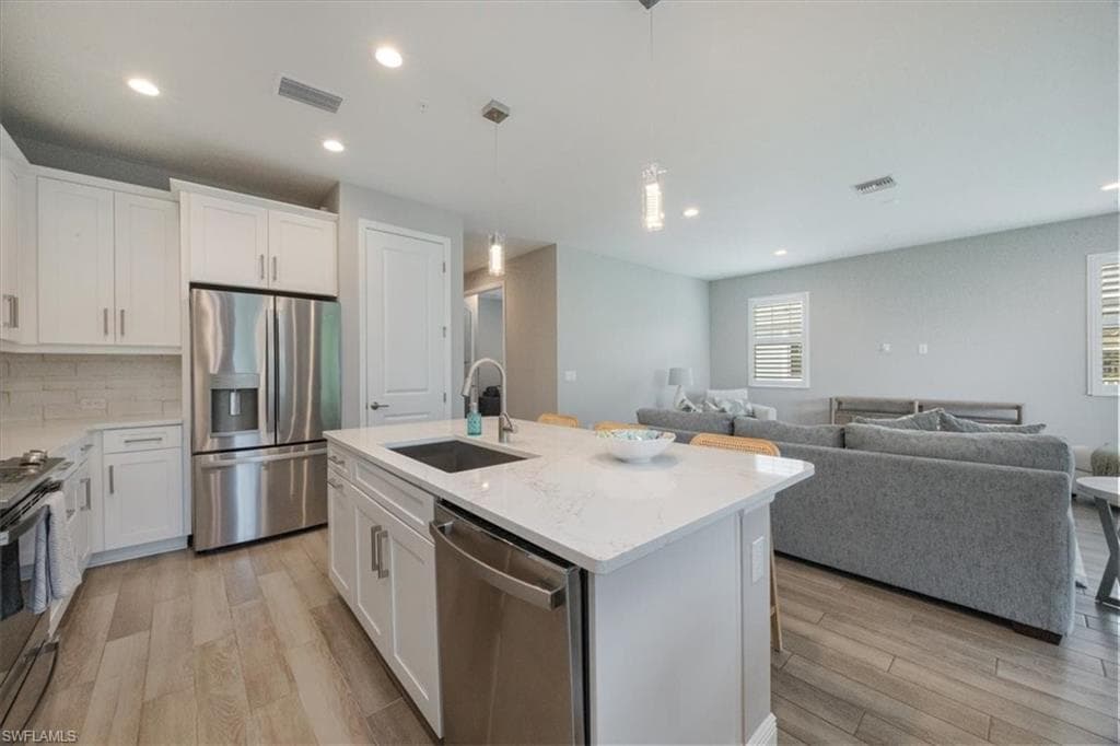 2560 Seychelles DR # 1005, NAPLES FL 34112-7