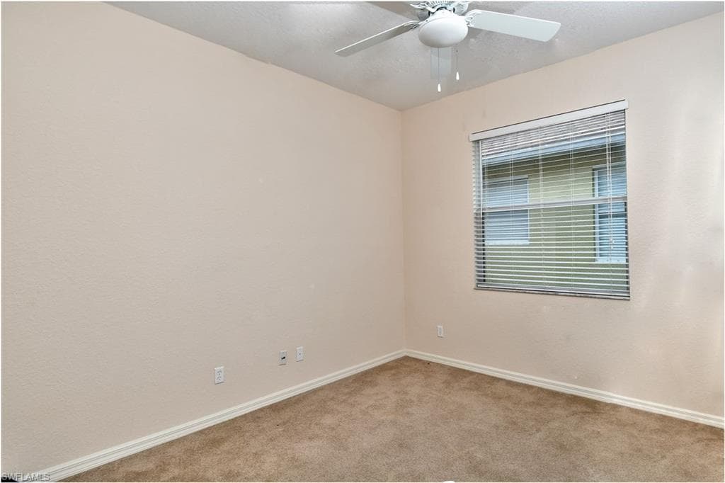 4808 Fairloop RUN, LEHIGH ACRES FL 33973-6